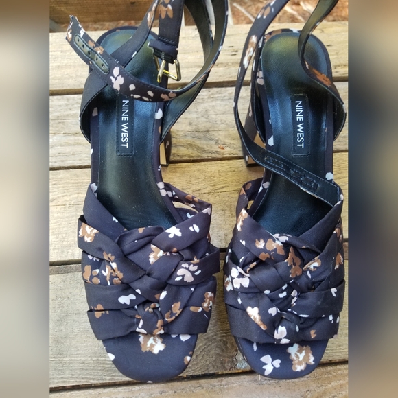 Size 7.5 High Heel Shoes Nine West Cherry Blossom Blacks Straps Buckles Ladies - Picture 6 of 11